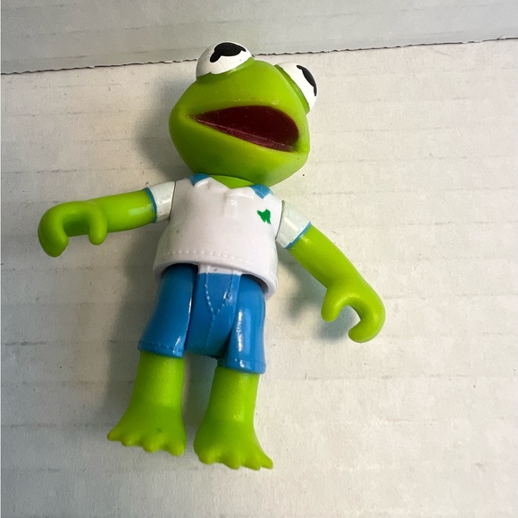 Disney Junior Muppet Babies Kermit the Frog Figure - Picture 8 of 9